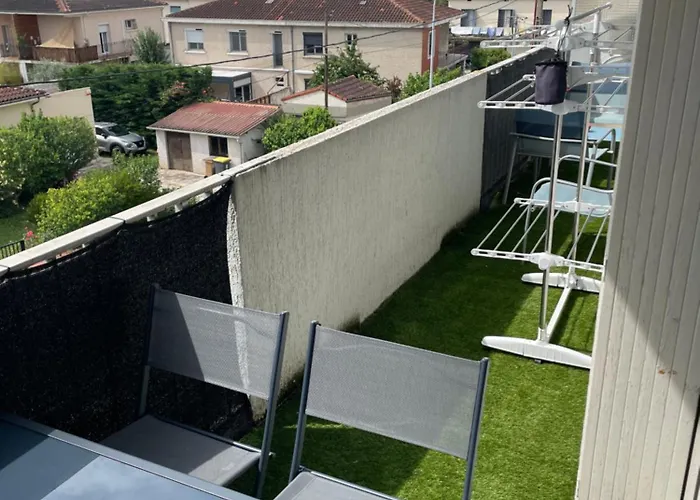 T2 Balcon Parking Climatise Albi